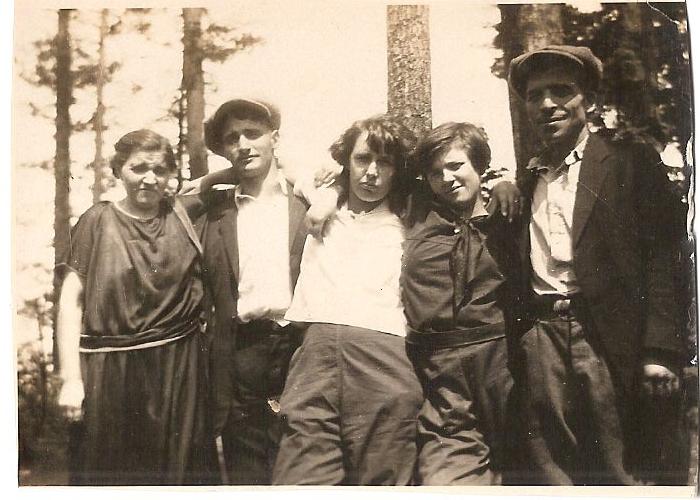 Maggie, John, Cloa Girotti, Rosa Sandretto Paleri, and Sam Paleri (husband) 